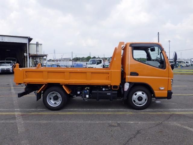 MITSUBISHI CANTER 2024