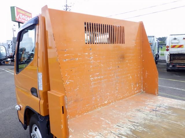 MITSUBISHI CANTER 2024