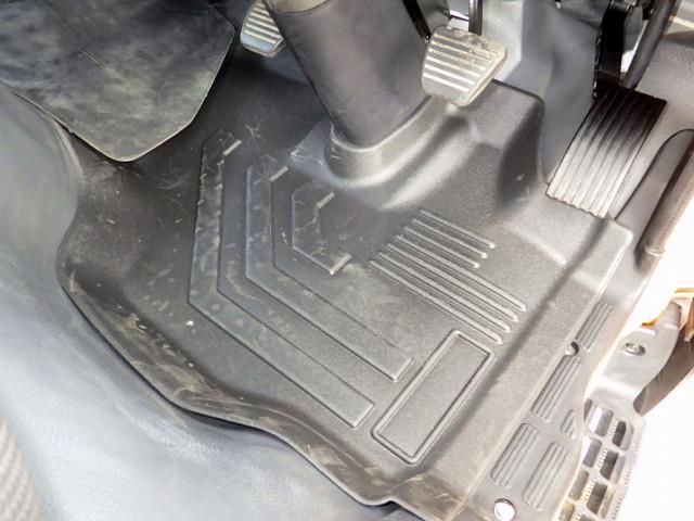 MITSUBISHI CANTER 2024