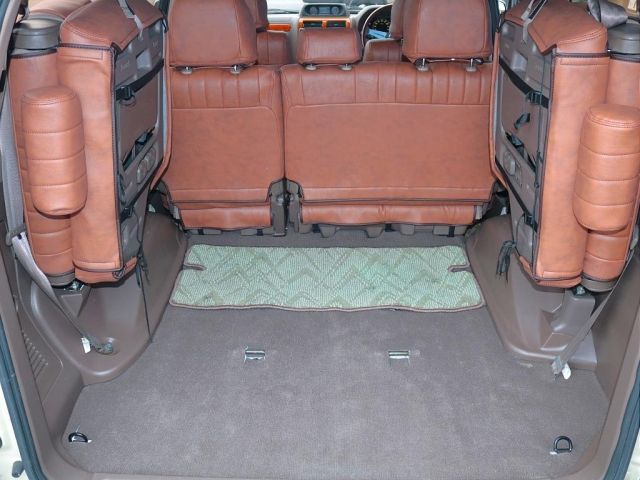 TOYOTA LANDCRUISER PRADO 2001