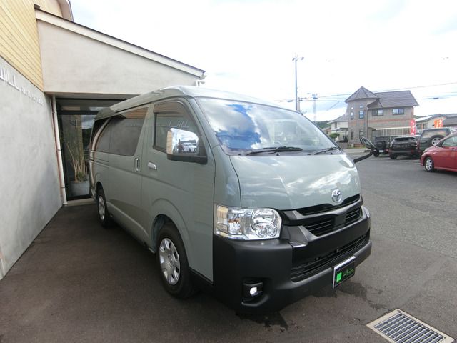 TOYOTA HIACE van 2WD 2025