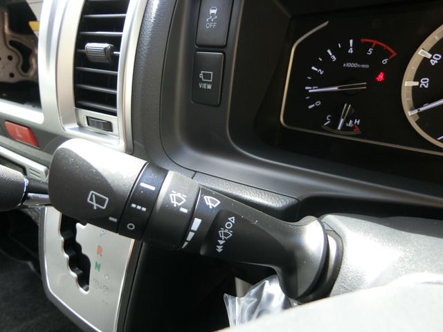 TOYOTA HIACE van 2WD 2025