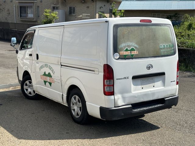 TOYOTA HIACE van 4WD 2008