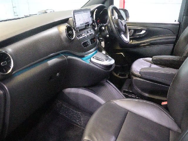 MERCEDES BENZ MERCEDES BENZ V class 2021