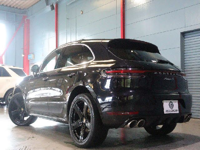 PORSCHE PORSCHE Macan 2019