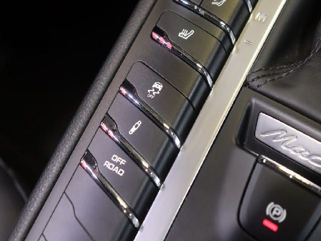 PORSCHE PORSCHE Macan 2019