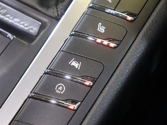 PORSCHE PORSCHE Macan 2019