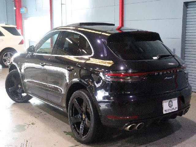 PORSCHE PORSCHE Macan 2019