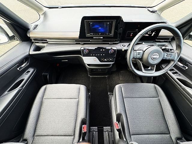 NISSAN SERENA  WG 2023