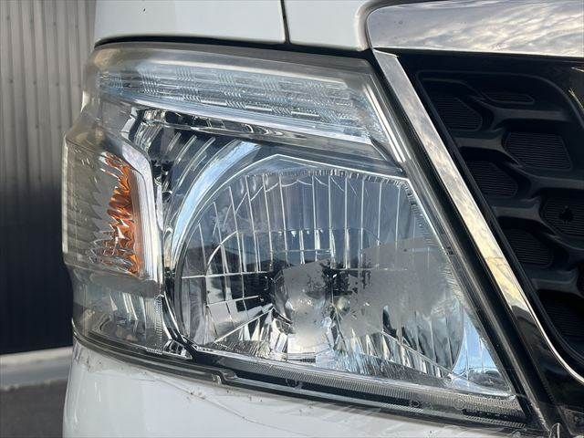 NISSAN NV350 CARAVAN 2017