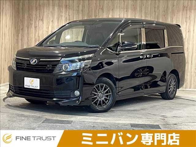 TOYOTA VOXY HYBRID 2014