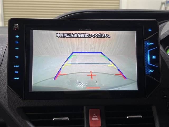 TOYOTA VOXY HYBRID 2014