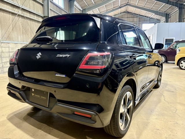 SUZUKI SWIFT 2024