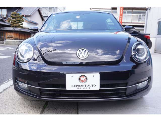 VOLKSWAGEN VOLKSWAGEN The BEETLE 2012