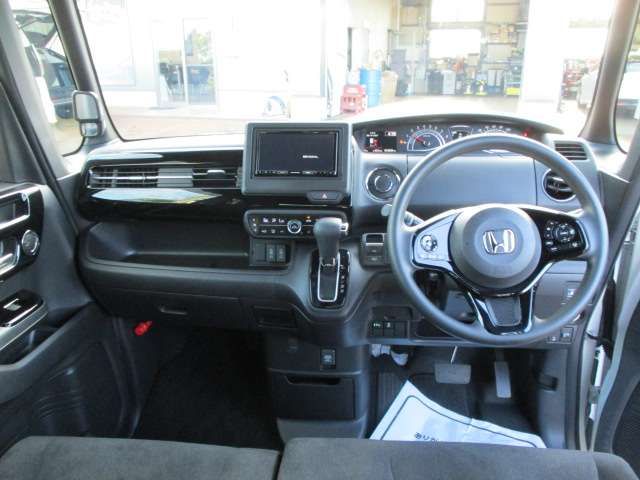 HONDA N BOX CUSTOM 2023