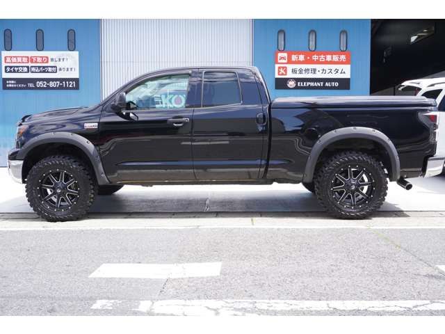 TOYOTA TANDORA 2WD 2012