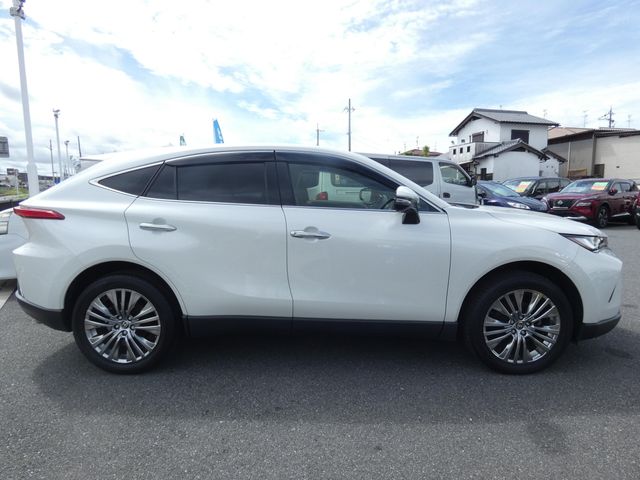 TOYOTA HARRIER 2WD 2021