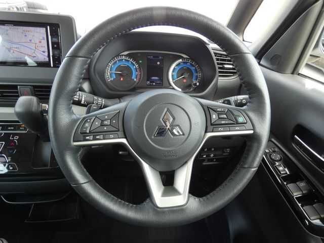 MITSUBISHI DELICA MINI 2023