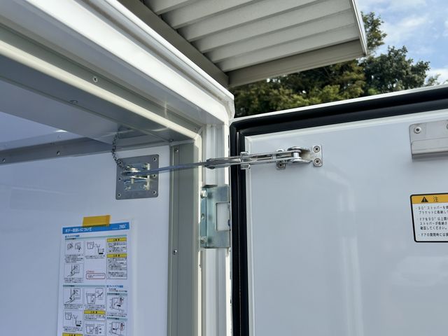 DAIHATSU HIJET truck 2024