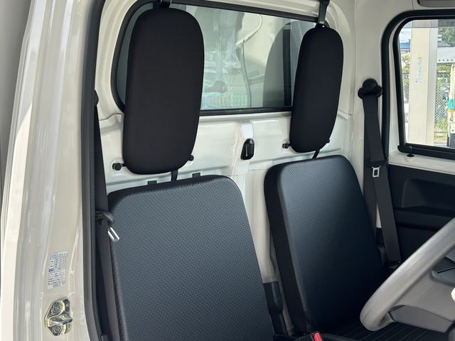 DAIHATSU HIJET truck 2024