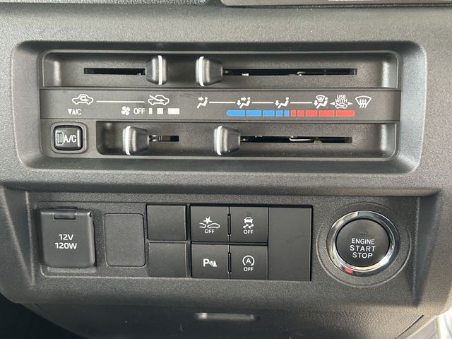 DAIHATSU HIJET truck 2024