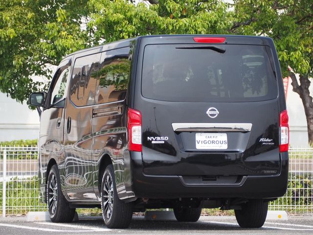 NISSAN NV350 CARAVAN 2015