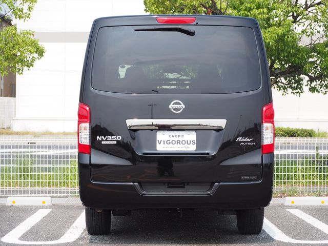 NISSAN NV350 CARAVAN 2015