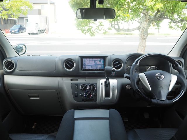NISSAN NV350 CARAVAN 2015