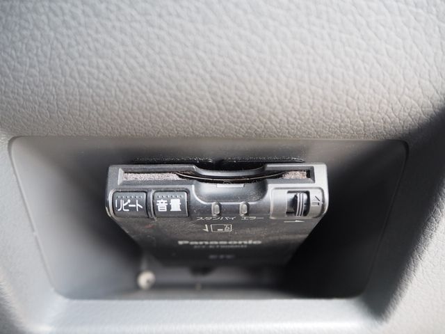 NISSAN NV350 CARAVAN 2015