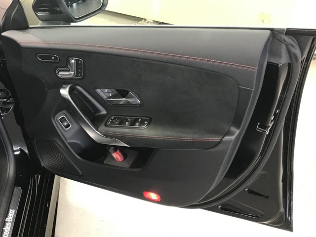 MERCEDES BENZ MERCEDES BENZ CLA Shooting Brake 2021