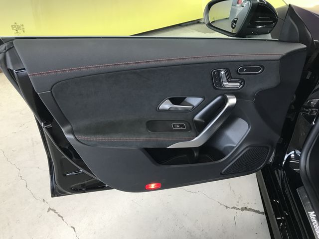 MERCEDES BENZ MERCEDES BENZ CLA Shooting Brake 2021