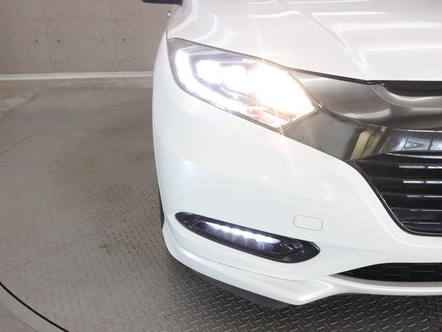 HONDA VEZEL HYBRID 2017