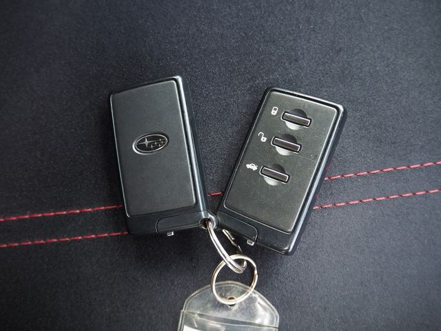 SUBARU IMPREZA WRX 2011