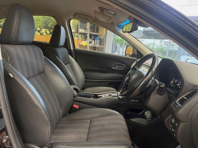 HONDA VEZEL HYBRID 2017