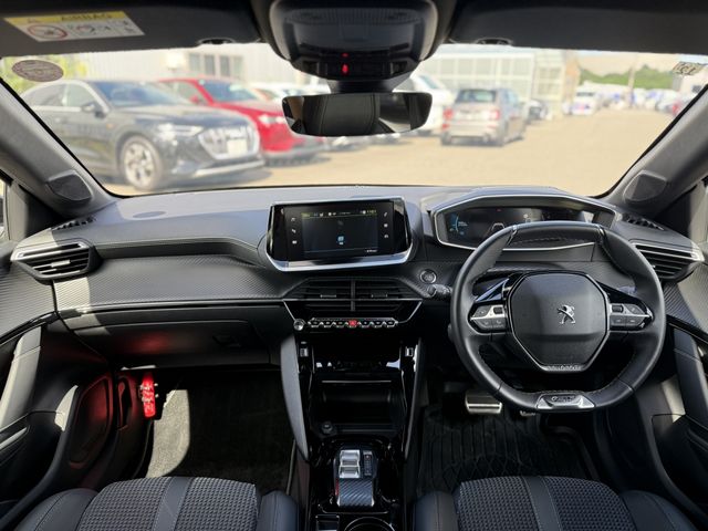 PEUGEOT PEUGEOT e-208 2023