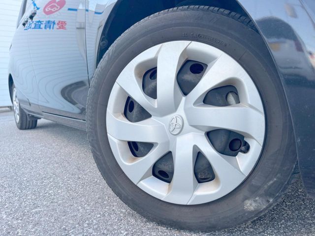 TOYOTA SIENTA HYBRID 2016