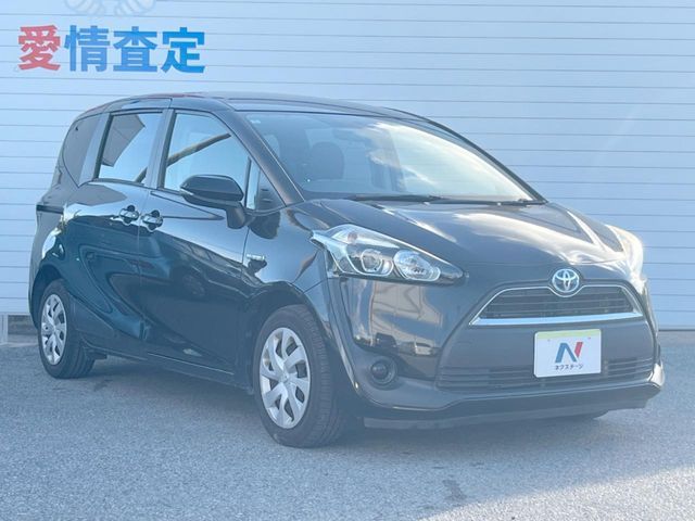 TOYOTA SIENTA HYBRID 2016