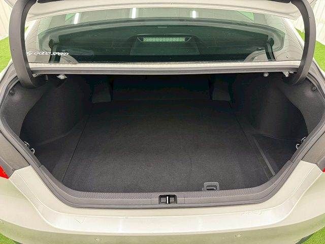 TOYOTA CAMRY HYBRID 2021