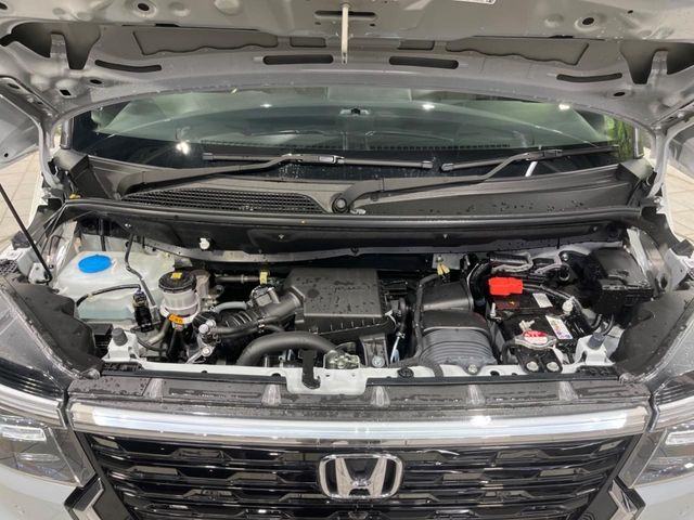 HONDA N BOX CUSTOM 2024