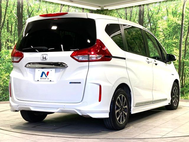 HONDA FREED HYBRID 2020