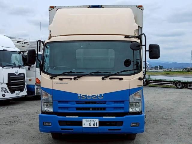 ISUZU FORWARD 2013