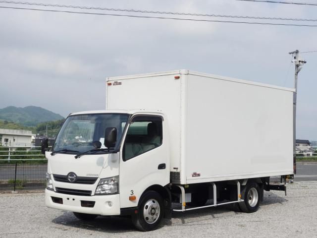 HINO DUTRO 2015