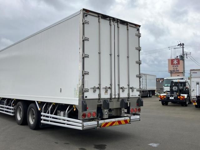 NISSAN DIESEL Quon 2016