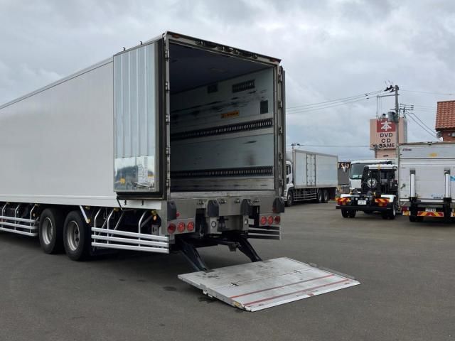 NISSAN DIESEL Quon 2016