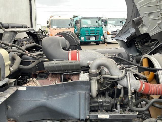 NISSAN DIESEL Quon 2016