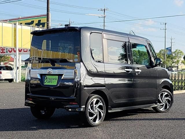 DAIHATSU TANTO CUSTOM 2019
