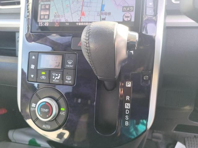 DAIHATSU TANTO CUSTOM 2019