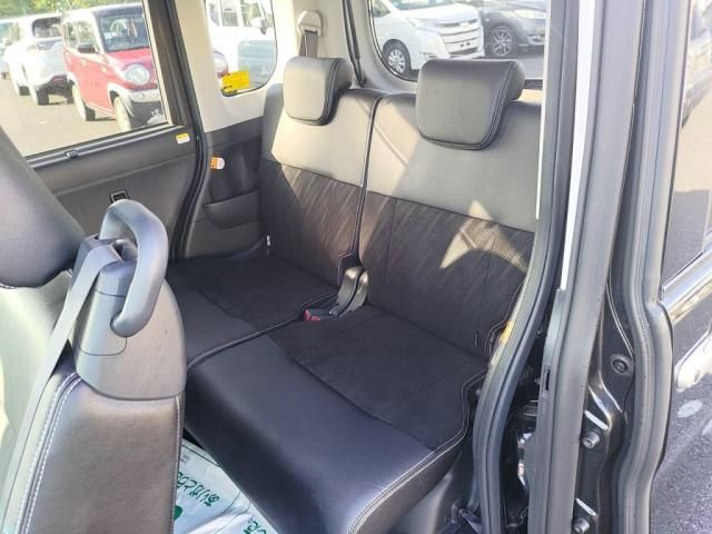 DAIHATSU TANTO CUSTOM 2019