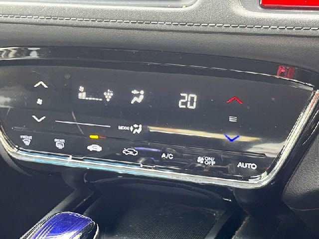 HONDA VEZEL HYBRID 2016