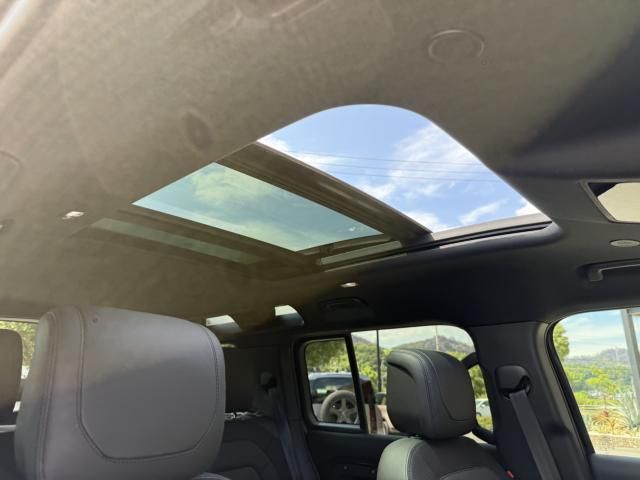 ROVER ROVER DEFENDER 2023